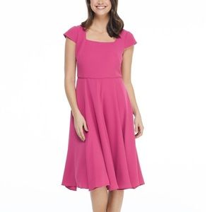 Gal Meets Glam Regina